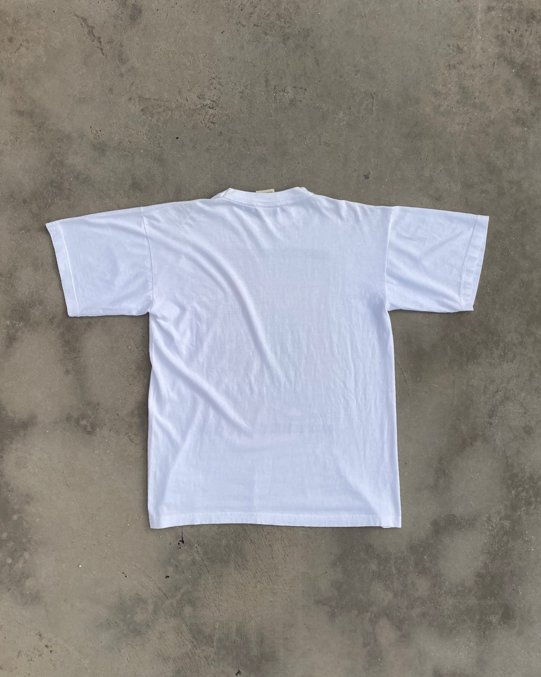 1990s Chicago Bulls vs Hornets NBA Tee